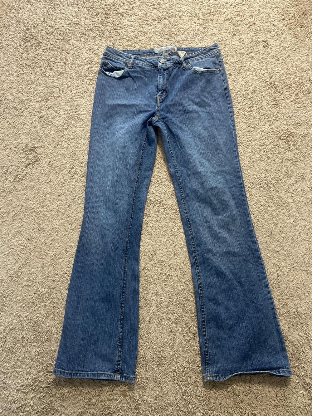 SO Jeans Juniors 10 Blue Bootcut Stretch Dark Stone Embroidered Denim Pants